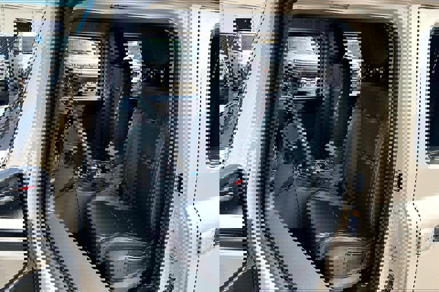 Used 2024 INEOS Grenadier Fieldmaster Edition image 8