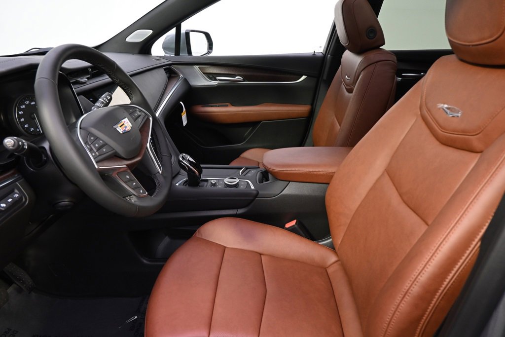 New 2025 Cadillac XT5 Premium Luxury w/ Technology Package image 13
