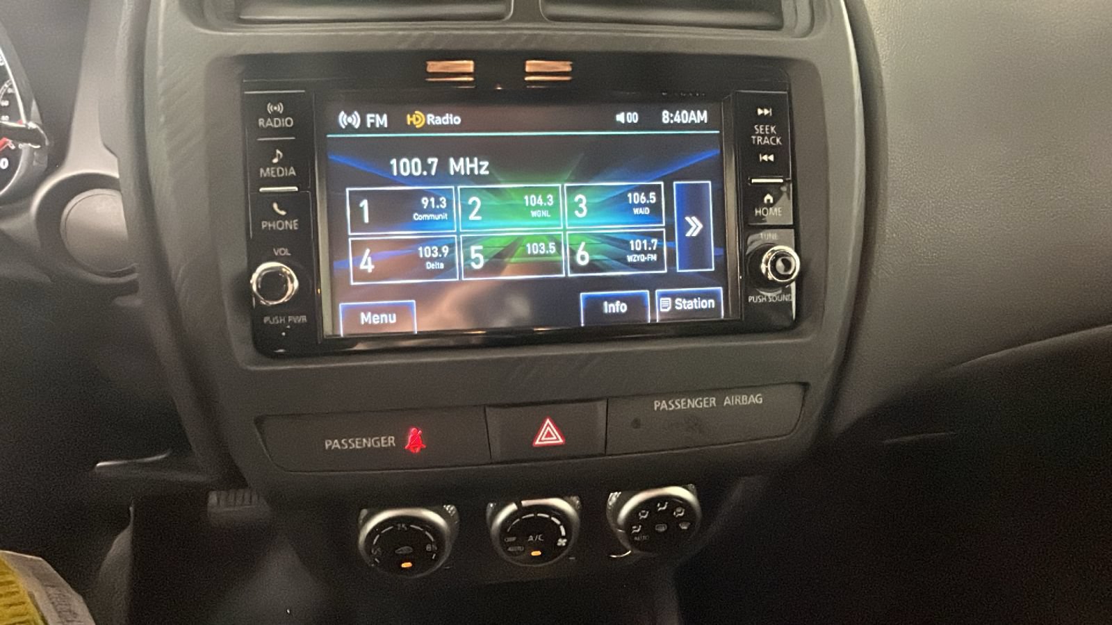 Used 2025 Mitsubishi Outlander Sport AWD image 21