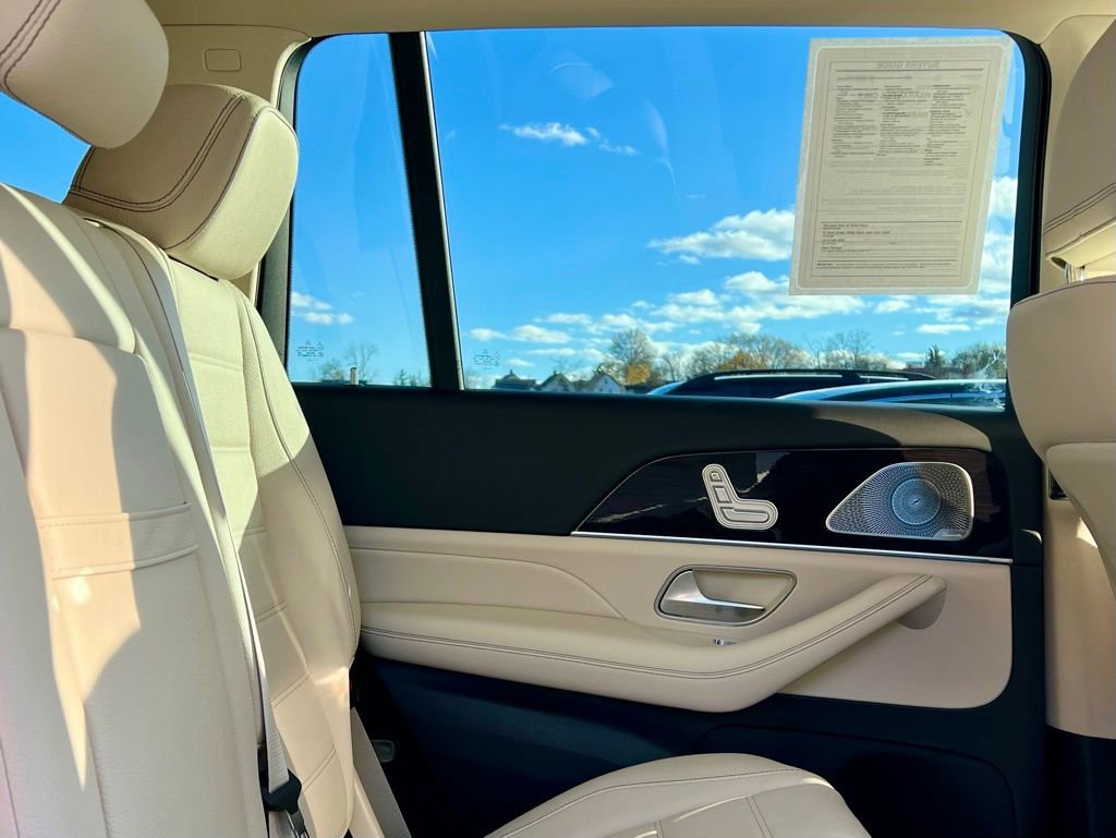 Certified 2022 Mercedes-Benz GLS 450 4MATIC image 19