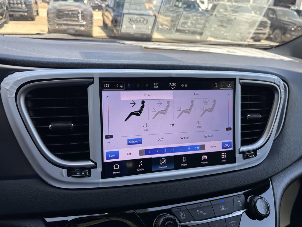 New 2026 Chrysler Voyager LX FWD image 15