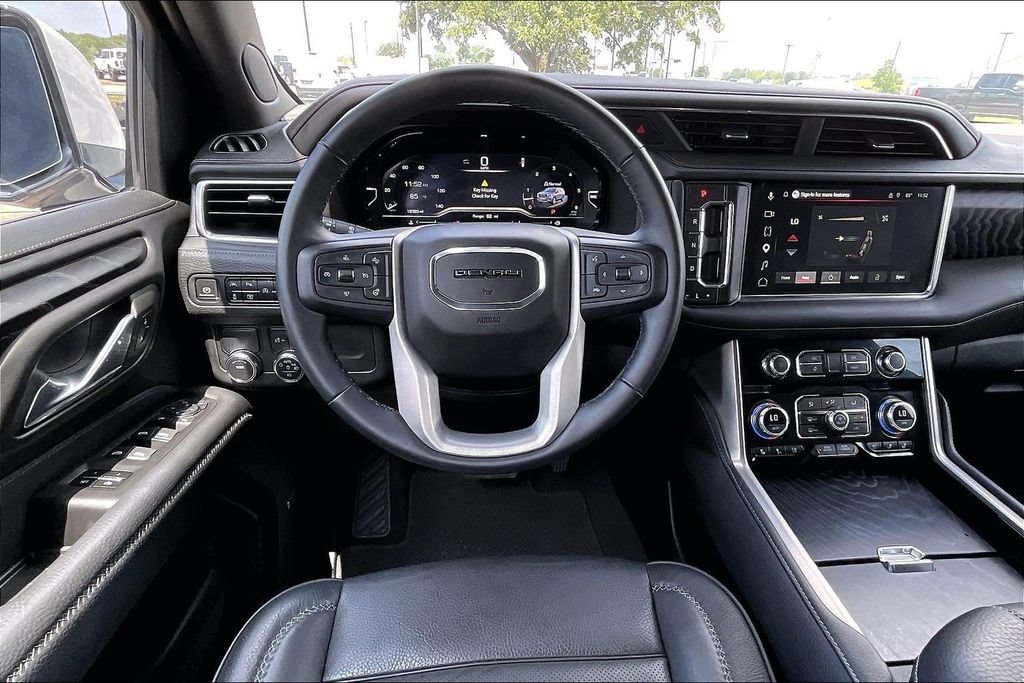 Used 2024 GMC Yukon Denali RWD image 8
