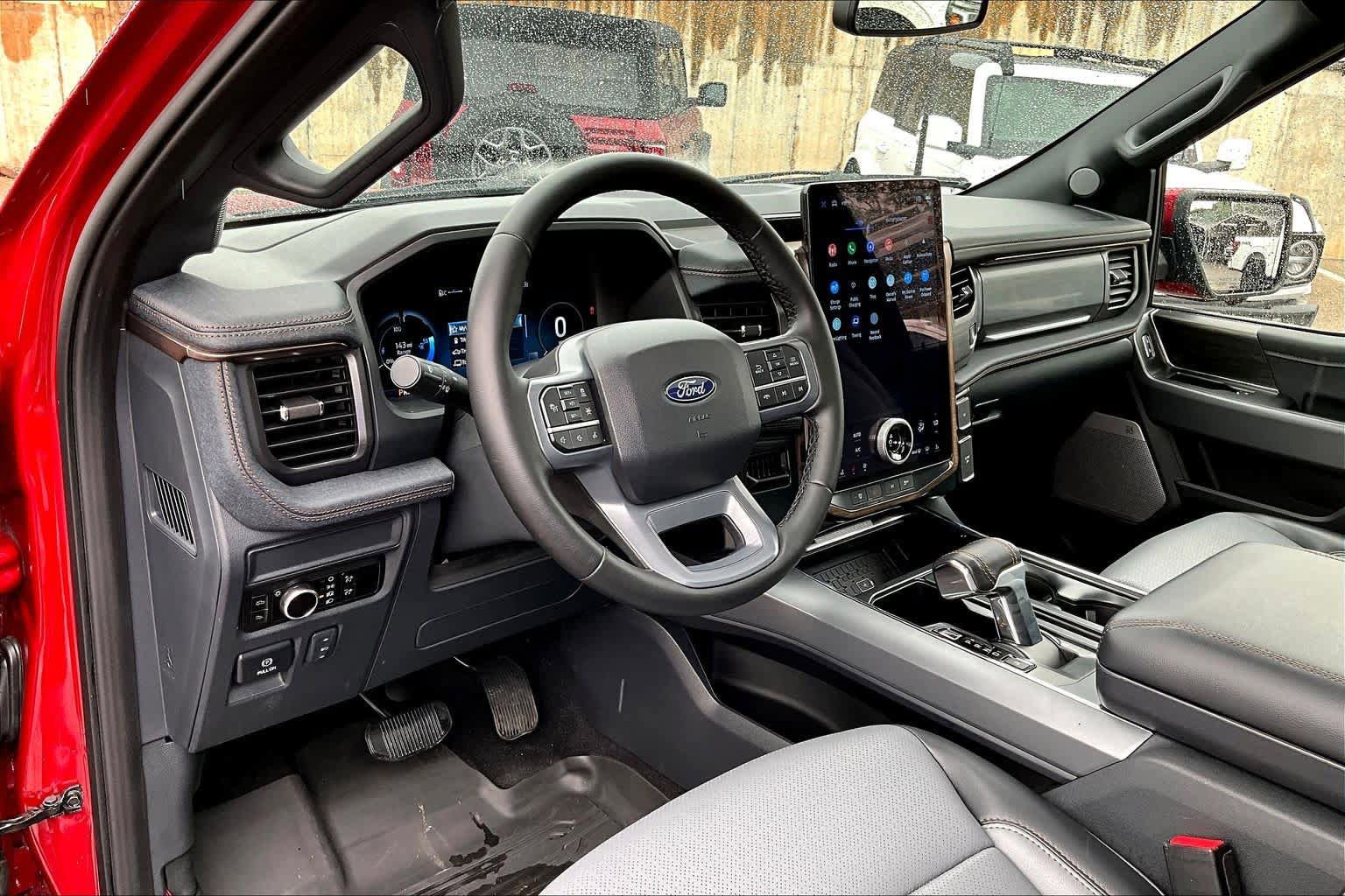 Used 2025 Ford F150 Lightning Lariat AWD/4WD image 17