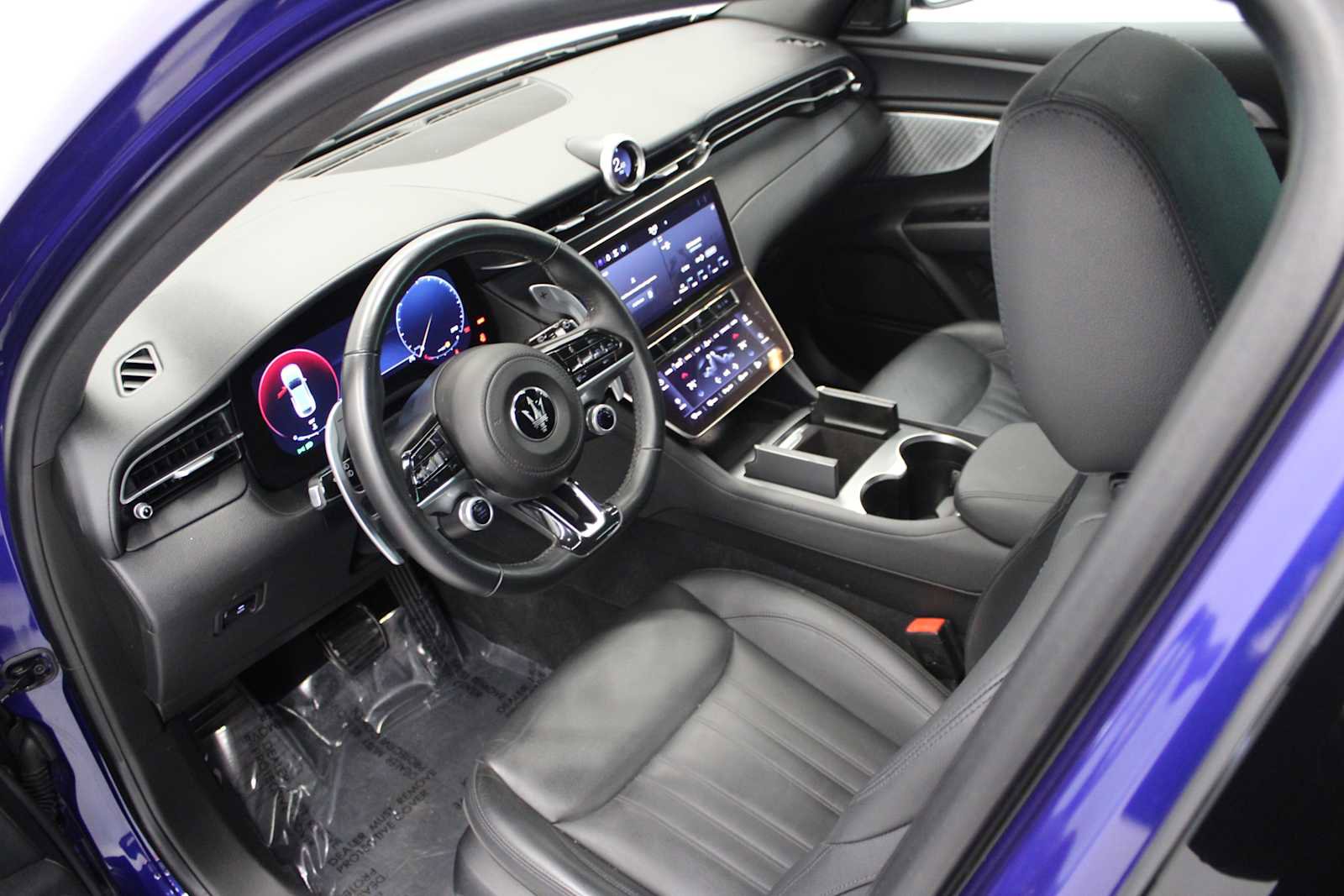 Used 2023 Maserati Grecale GT image 15