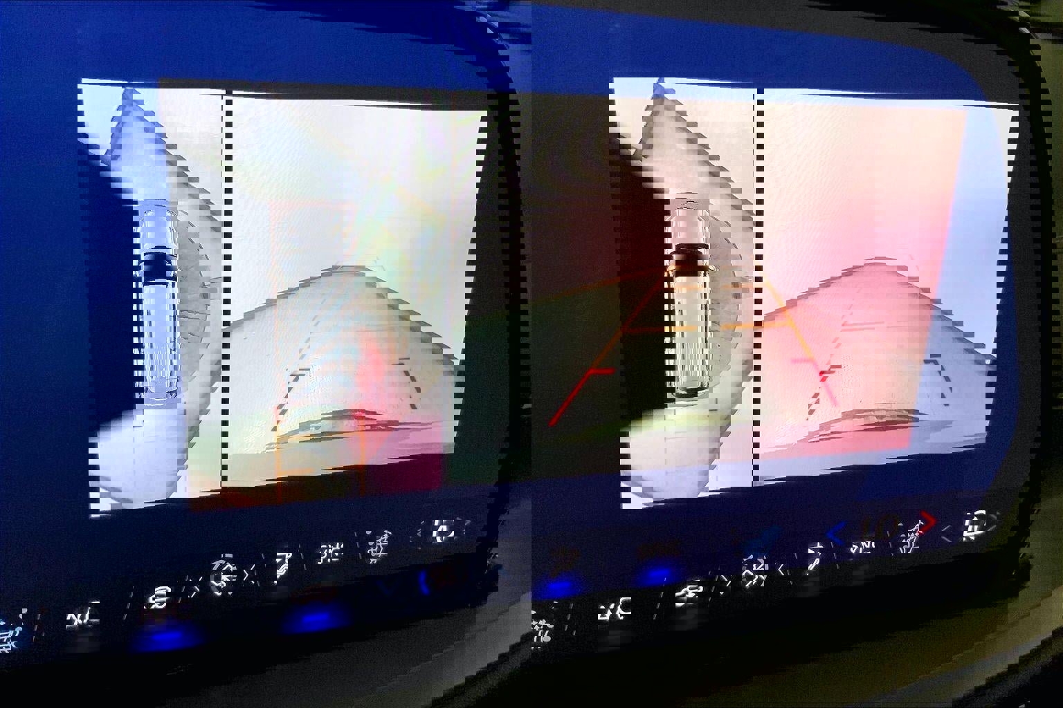 Used 2024 Chevrolet Traverse LT image 21