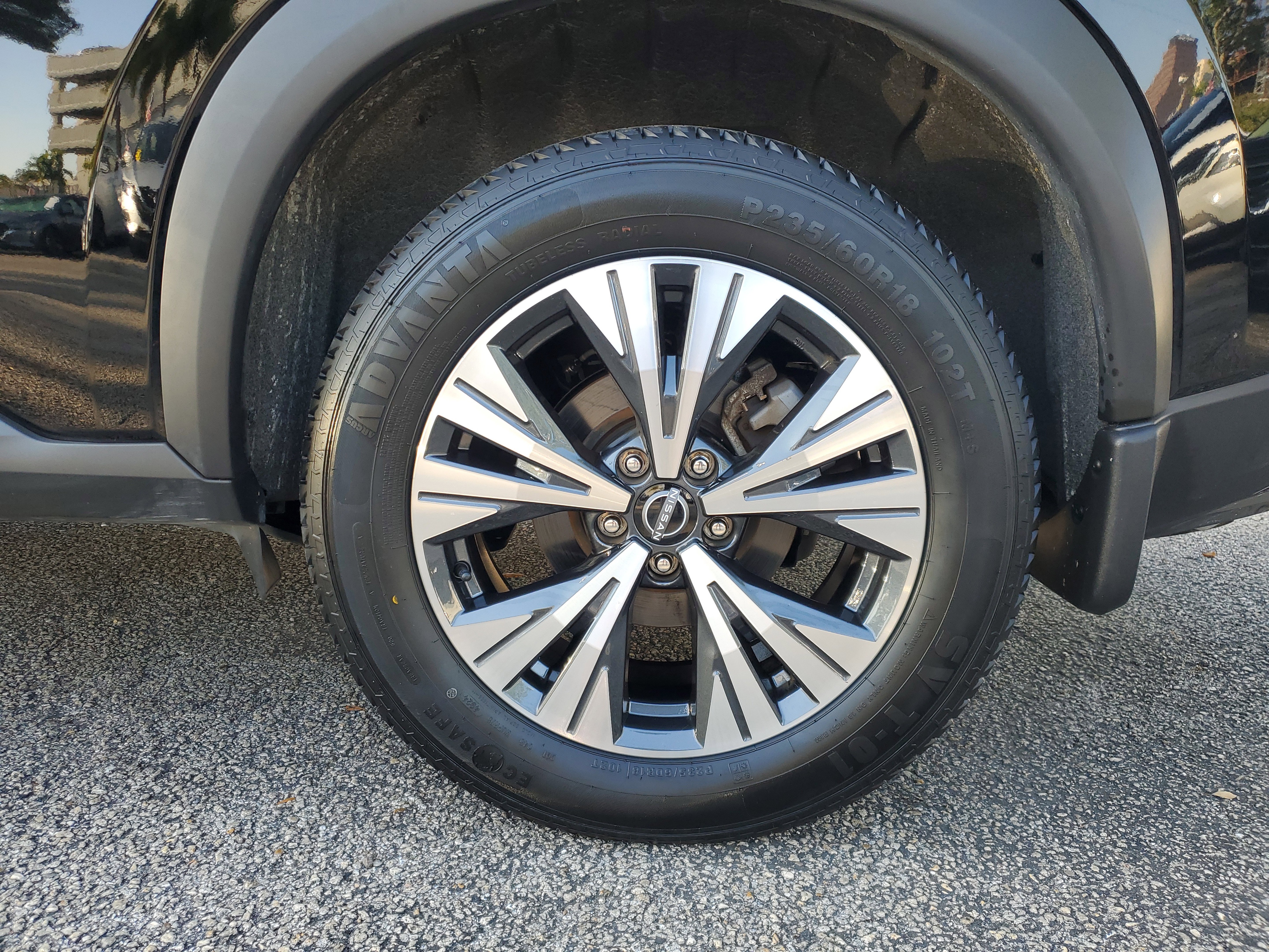 Certified 2023 Nissan Rogue SV image 28