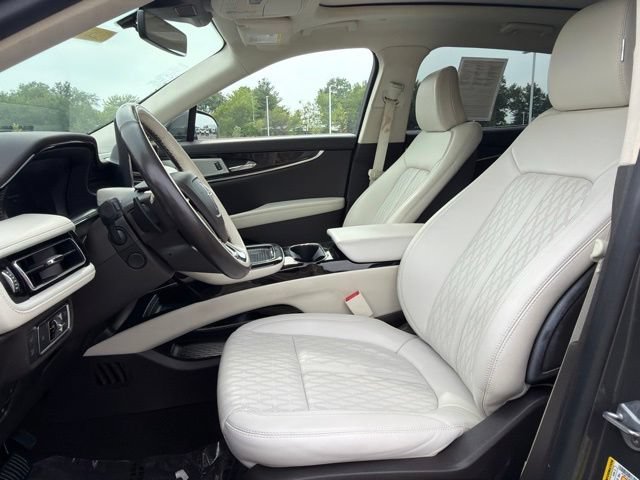 Used 2022 Lincoln Nautilus Black Label w/ Cargo Utility Package AWD/4WD image 27