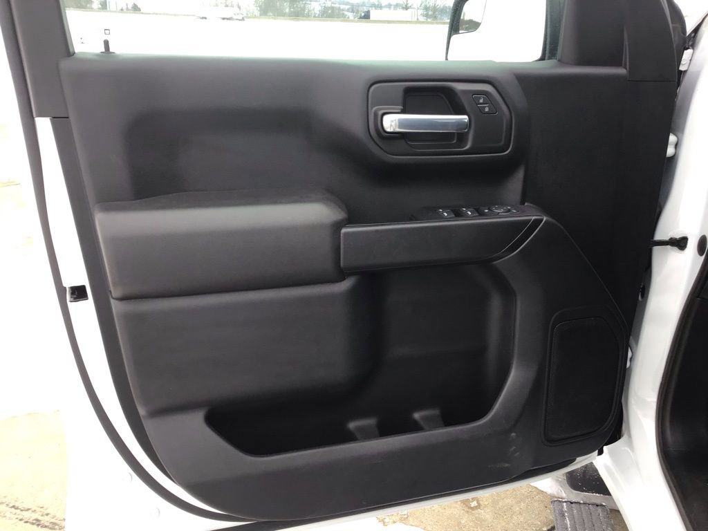 Used 2023 Chevrolet Silverado 1500 Custom image 25