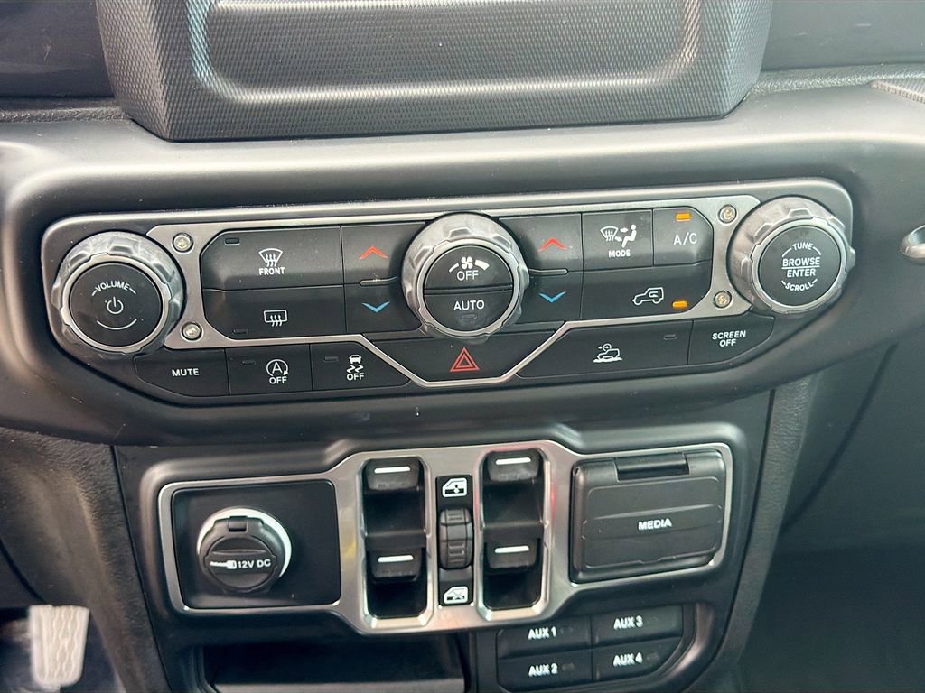 Used 2022 Jeep Gladiator Sport AWD/4WD image 28