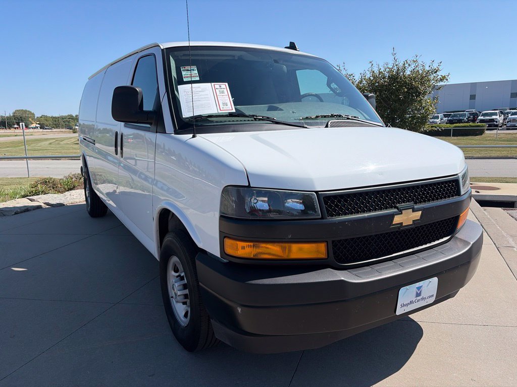 Used 2025 Chevrolet Express 2500 Extended w/ Driver Convenience Package RWD image 2