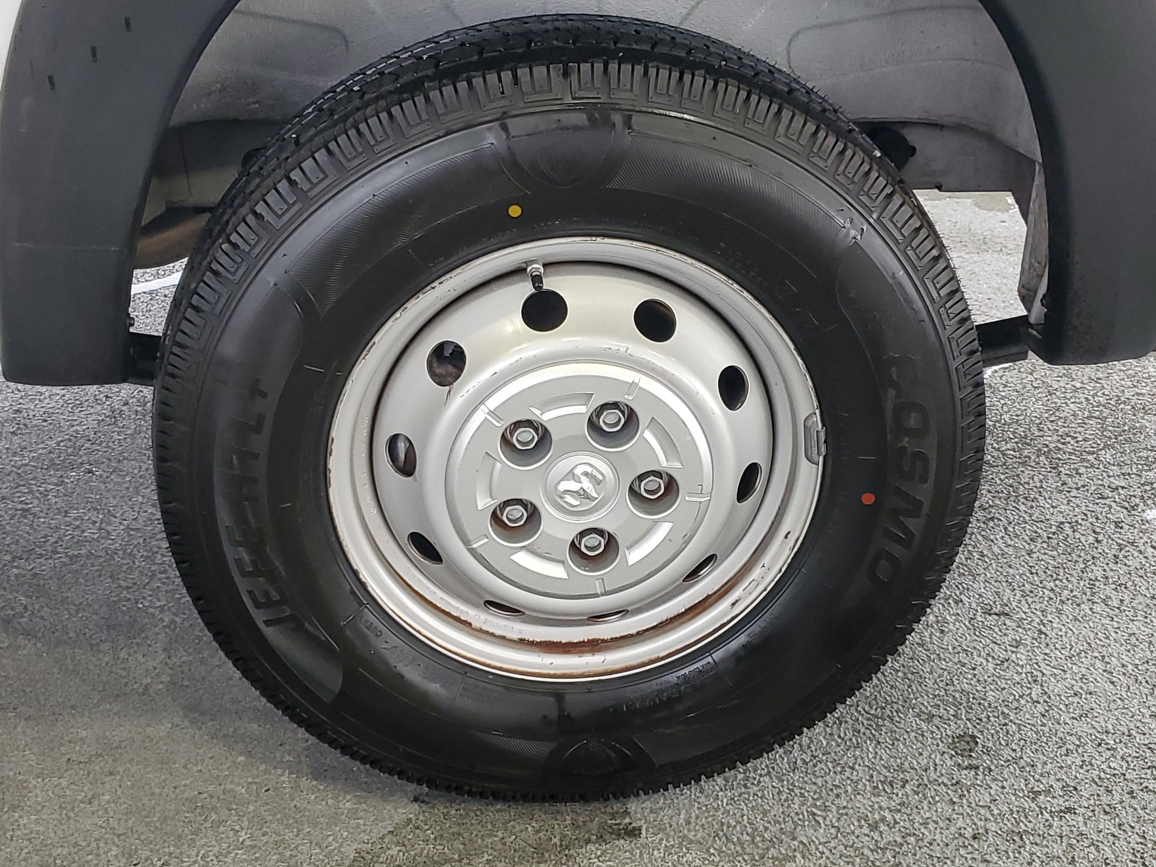 Used 2023 RAM ProMaster 2500 FWD image 7