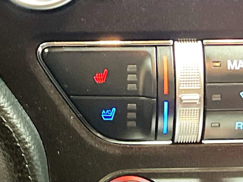 Used 2022 Ford Mustang GT Premium image 19