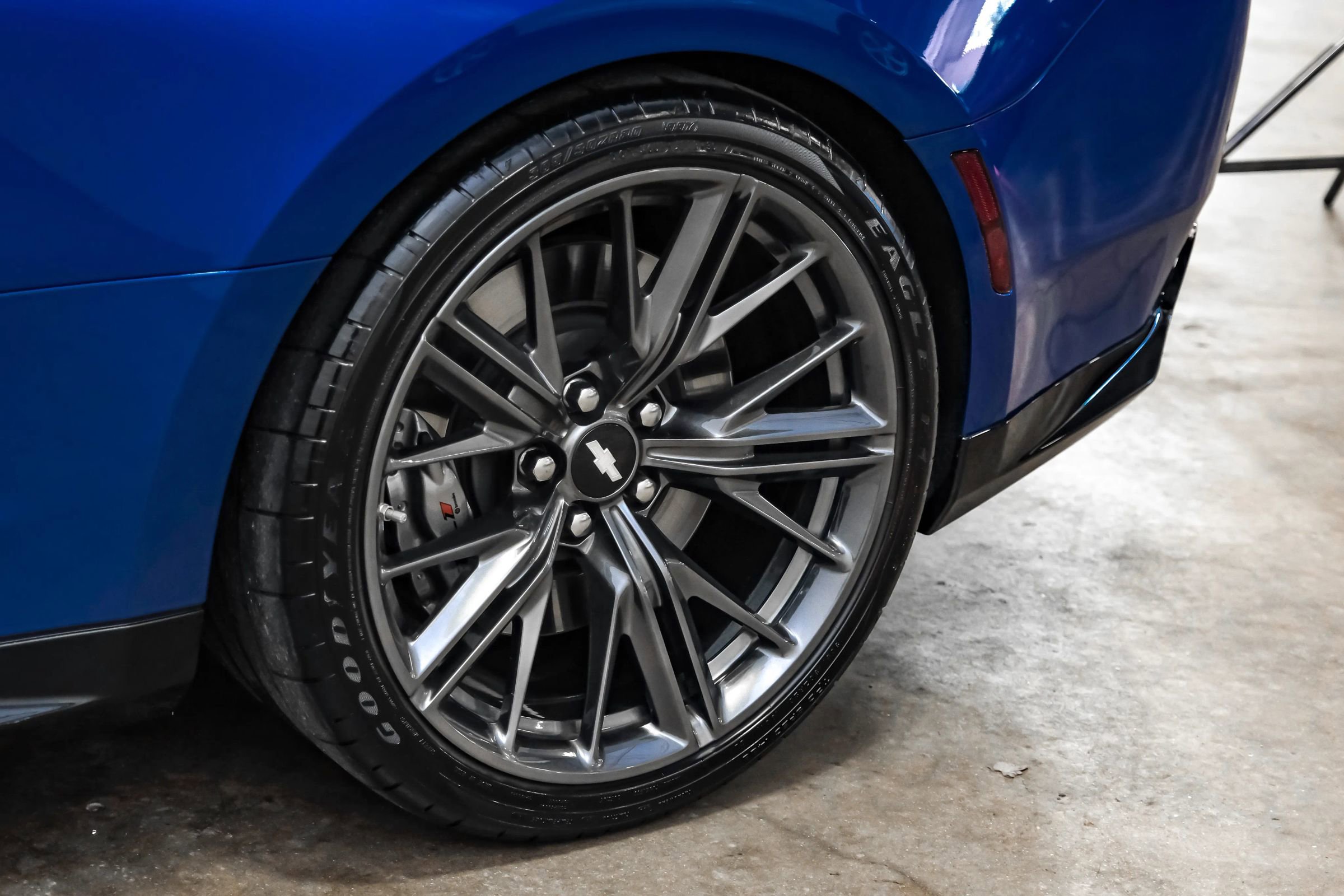 Used 2018 Chevrolet Camaro ZL1 image 40