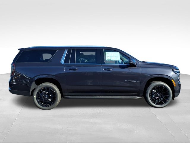 New 2027 Chevrolet Suburban LT w/ Comfort Package AWD/4WD image 2