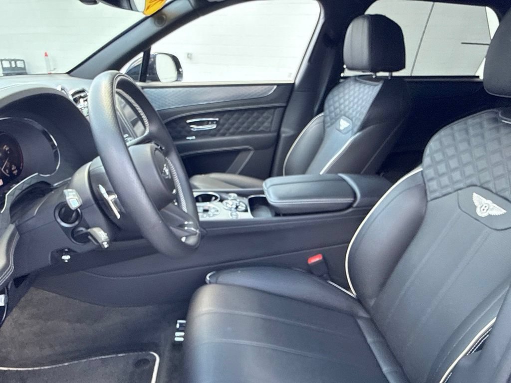 Used 2023 Bentley Bentayga Speed AWD/4WD image 23