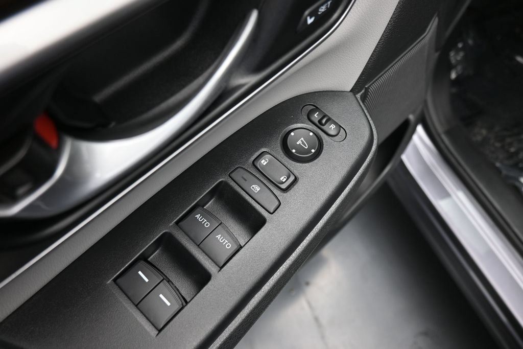 Used 2022 Honda CR-V EX-L image 19