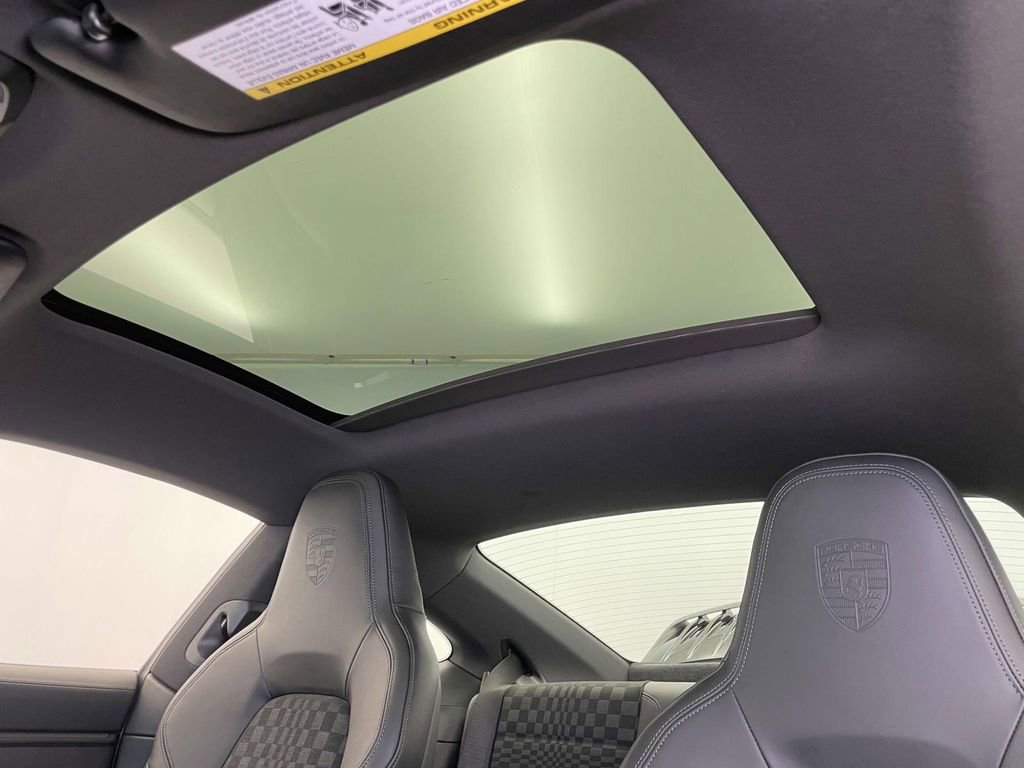 Used 2026 Porsche 911 Carrera image 18