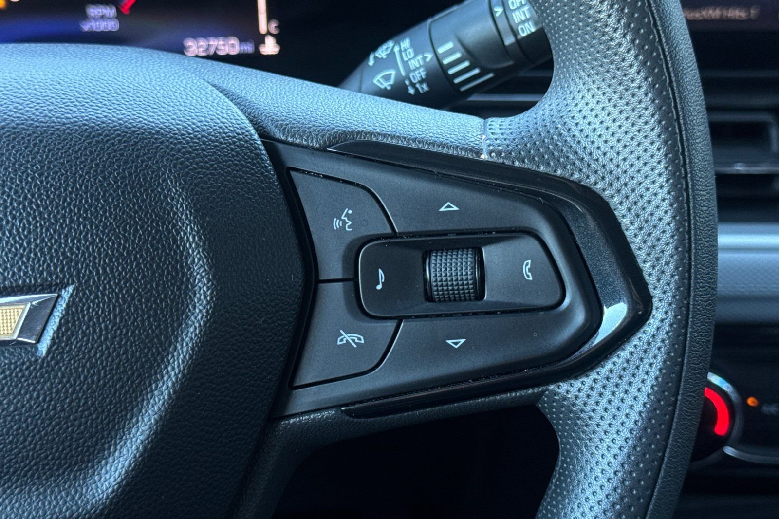 Used 2025 Chevrolet TrailBlazer LT image 36