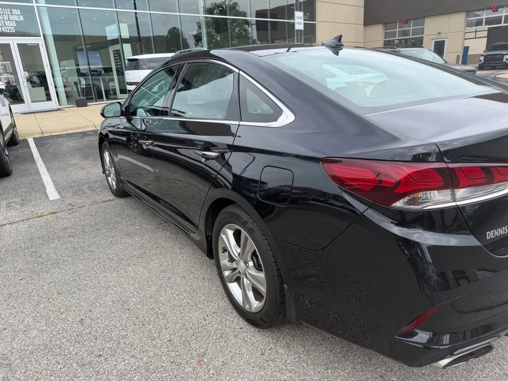 Used 2019 Hyundai Sonata Sport w/ Tech Package 03 FWD image 5
