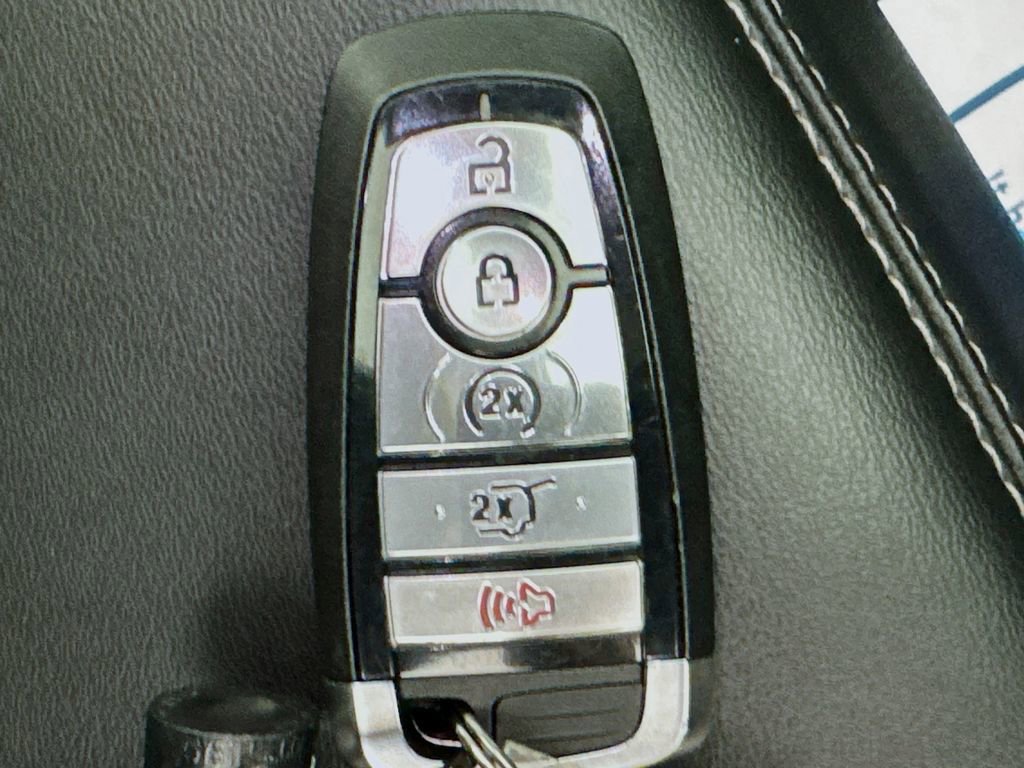 Used 2023 Ford Explorer XLT w/ Equipment Group 202A image 39