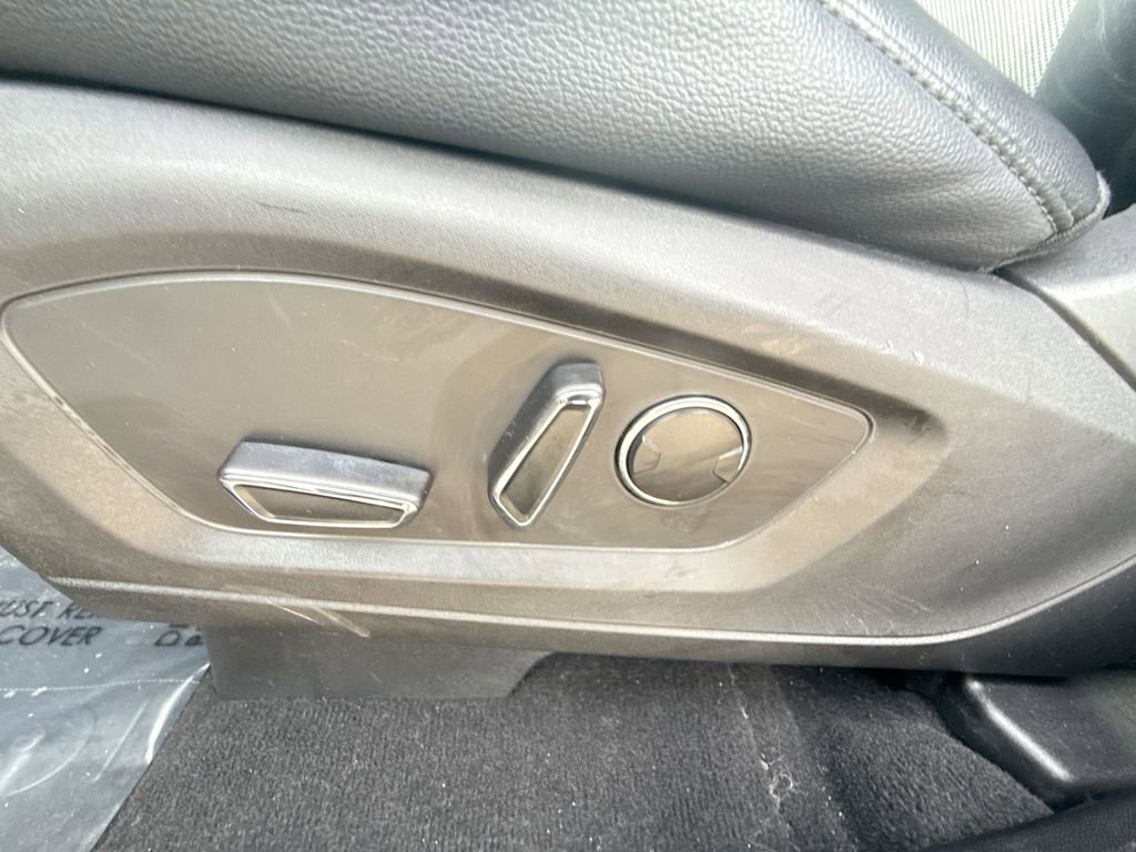 Used 2020 Ford Explorer ST w/ ST High-Performance Pack AWD/4WD image 14