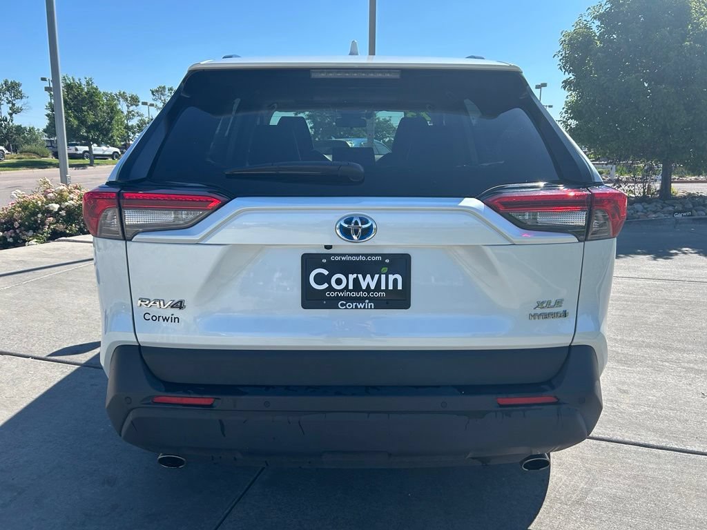 Used 2023 Toyota RAV4 XLE Premium AWD/4WD image 8