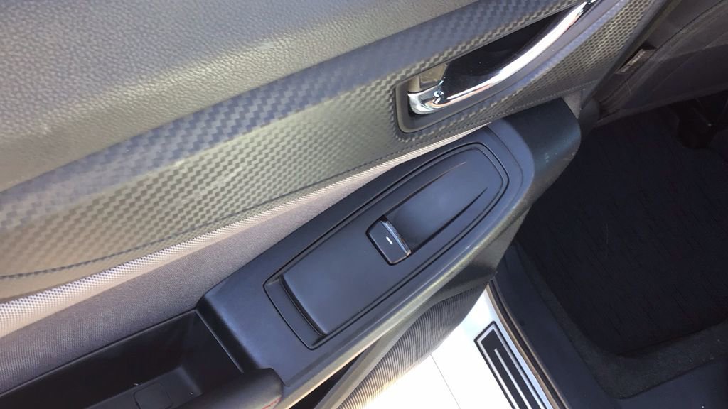 Used 2020 Subaru Impreza 2.0i Sport image 11