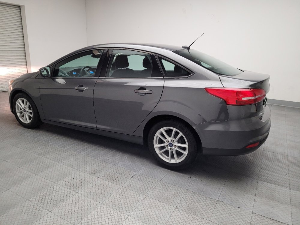 Used 2018 Ford Focus SE image 3