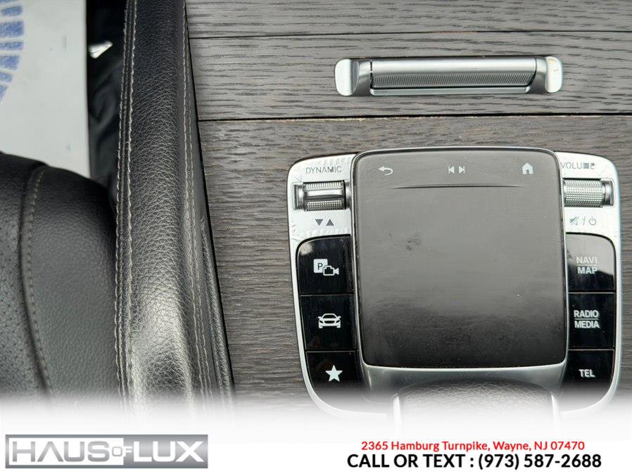 Used 2020 Mercedes-Benz GLE 350 4MATIC w/ AMG Line Exterior image 31