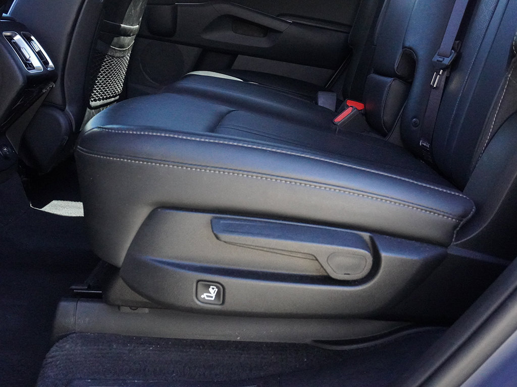 Used 2023 Kia Sorento S w/ Panoramic Sunroof Package AWD/4WD image 34
