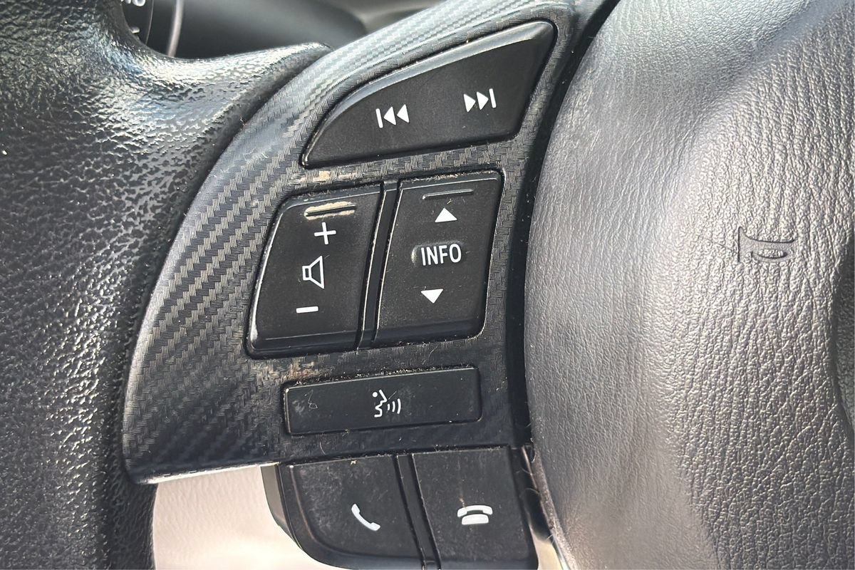 Used 2016 MAZDA MAZDA3 i Sport w/ Preferred Equipment Package FWD image 30