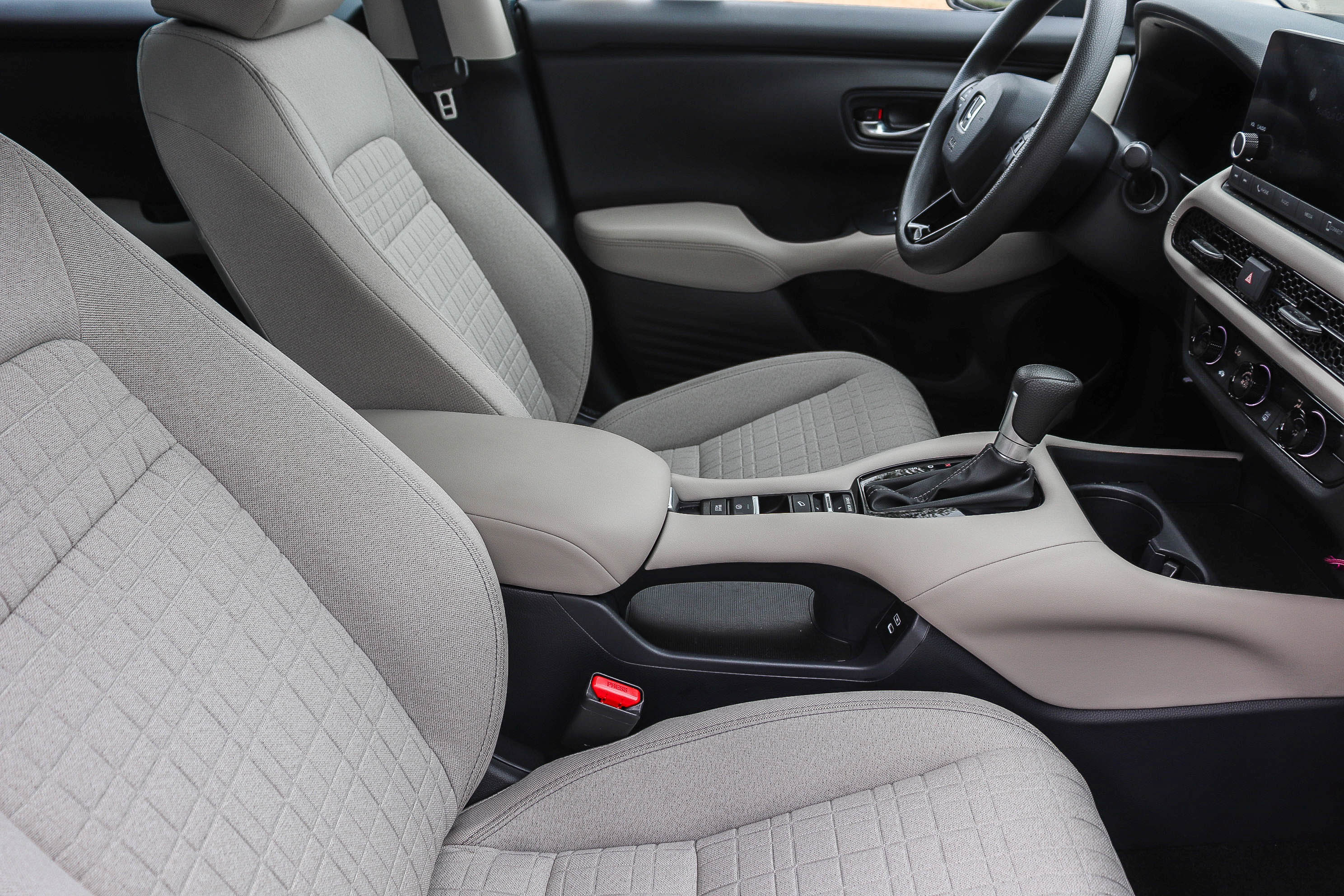 Certified 2024 Honda HR-V LX image 19