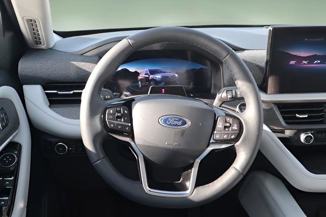 New 2026 Ford Explorer Platinum w/ LUX Leather Package image 4