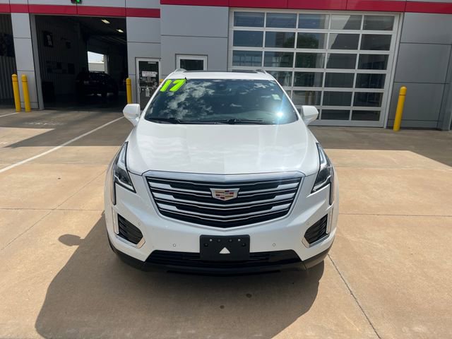 Used 2017 Cadillac XT5 Premium Luxury w/ Driver Assist Package image 8