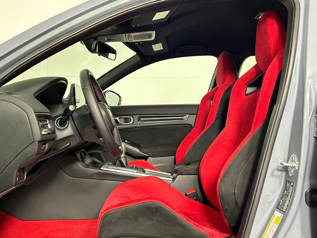 Used 2025 Honda Civic Type R image 32