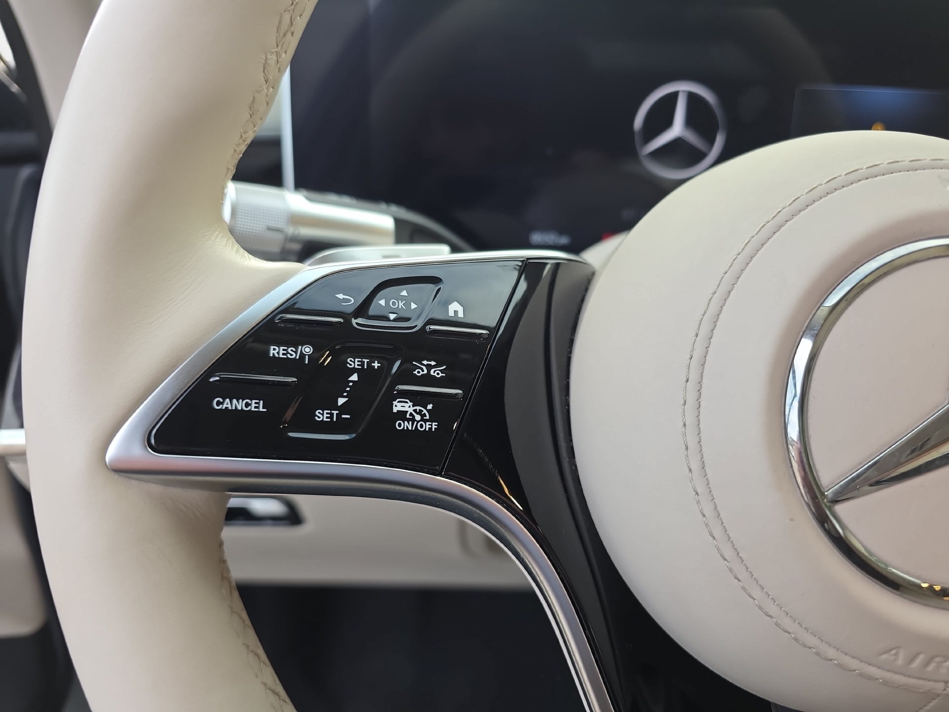 Used 2022 Mercedes-Benz S 500 4MATIC image 17