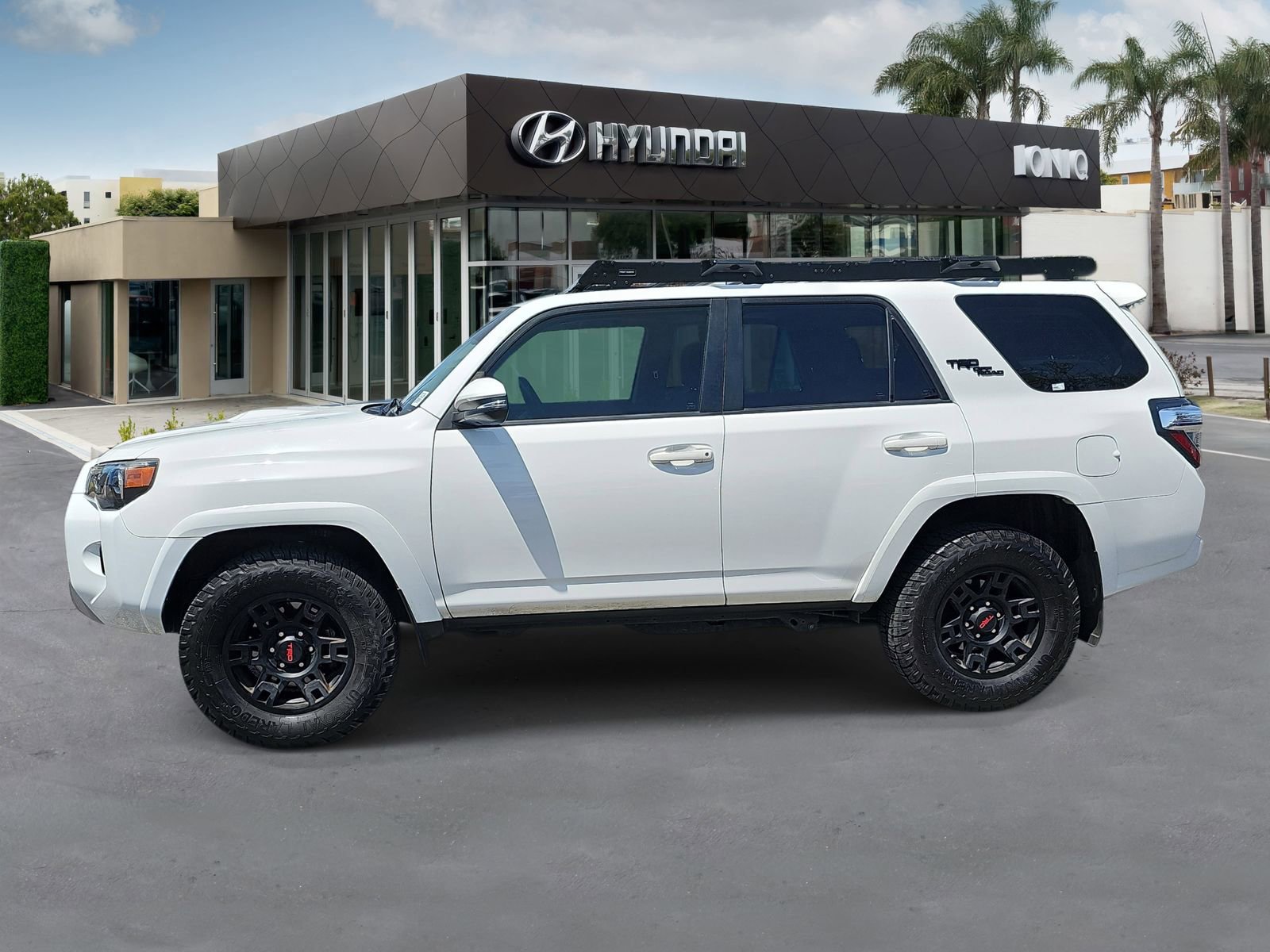 Used 2020 Toyota 4Runner TRD Off-Road Premium w/ Moonroof Package image 6