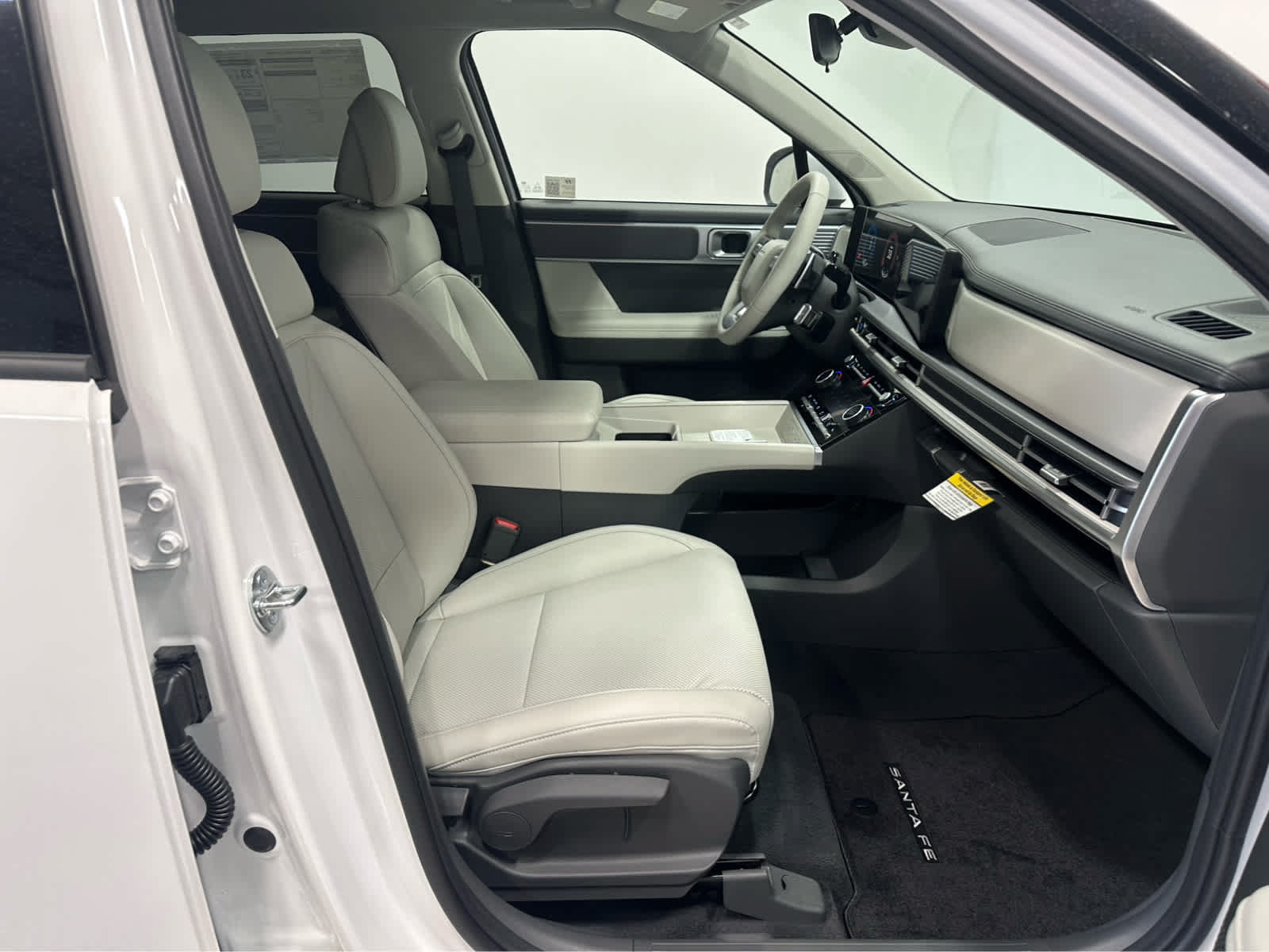 New 2026 Hyundai Santa Fe SEL FWD image 6