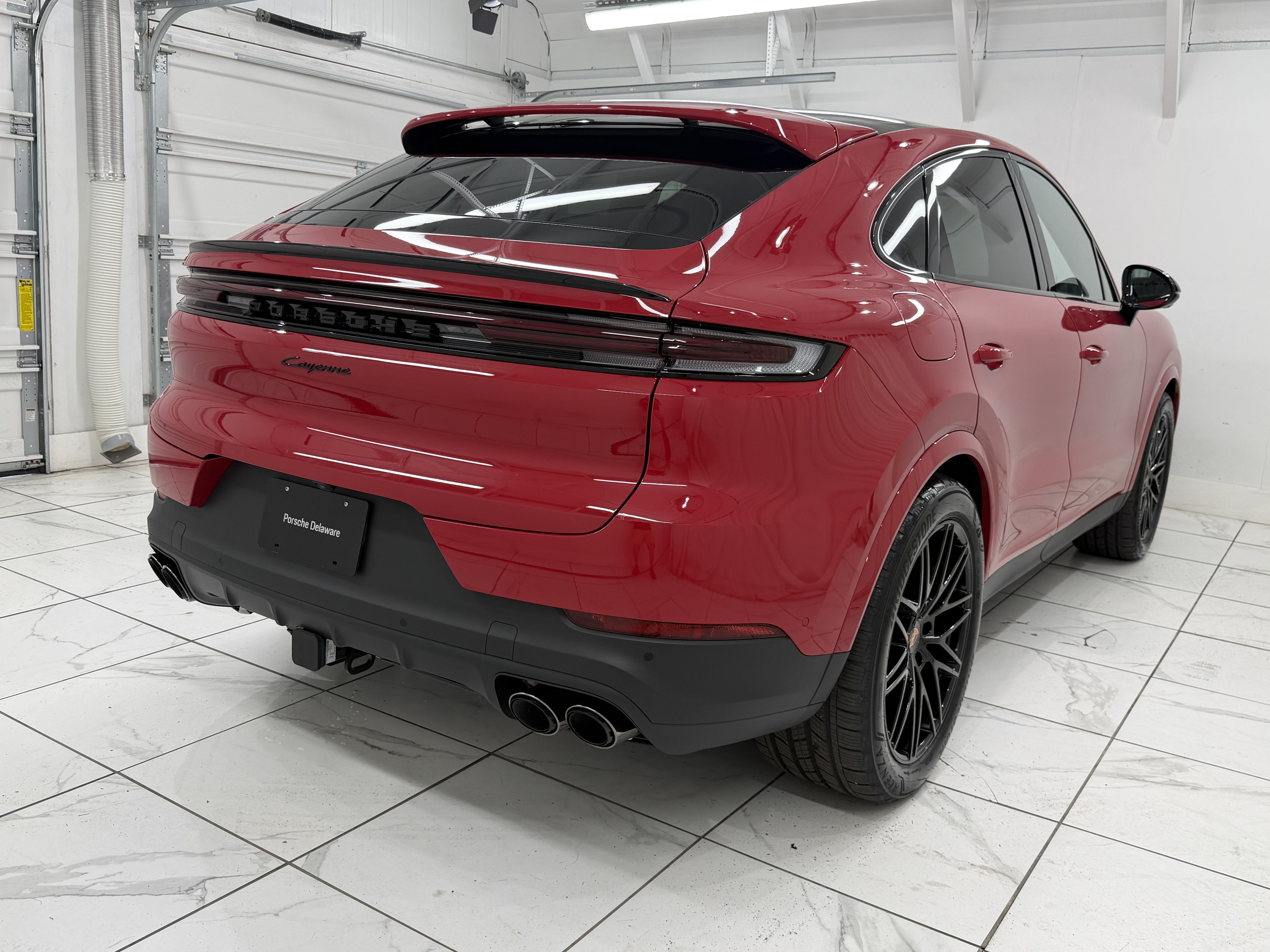 New 2026 Porsche Cayenne Coupe AWD/4WD image 12
