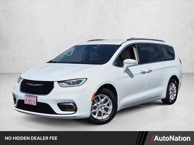 Used 2021 Chrysler Pacifica Touring-L FWD image 1