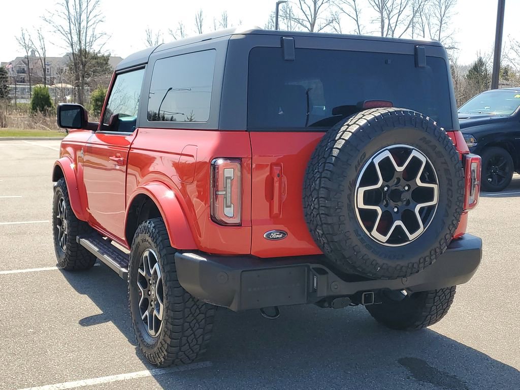 Used 2023 Ford Bronco Outer Banks image 2