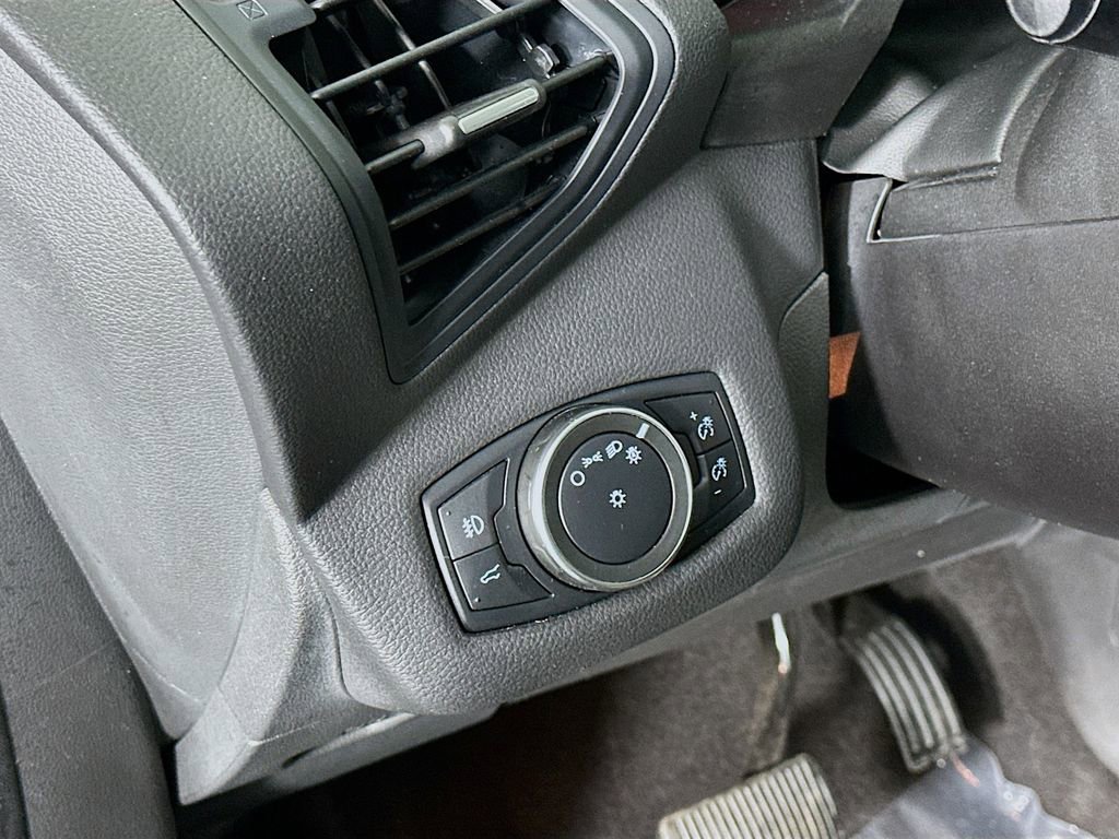 Used 2019 Ford Escape SEL image 15