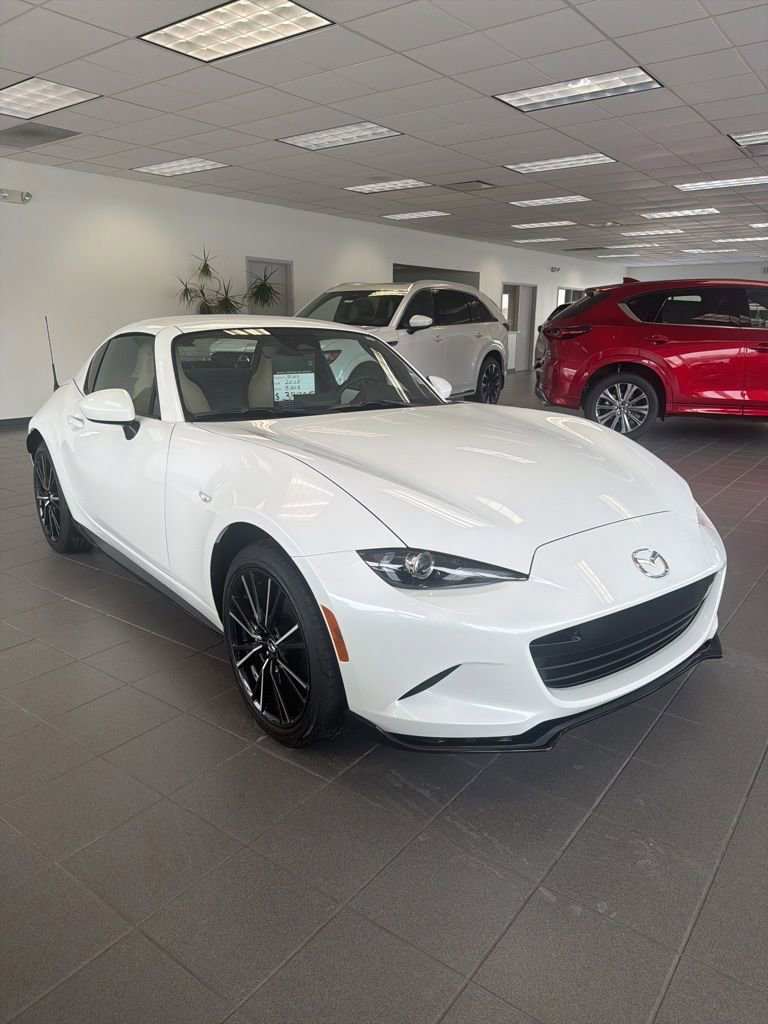 Certified 2025 MAZDA MX-5 Miata RF Grand Touring w/ Appearance Package image 3