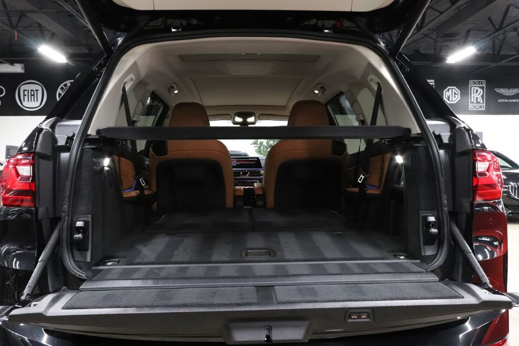 Used 2022 BMW X7 xDrive40i w/ Premium Package image 27