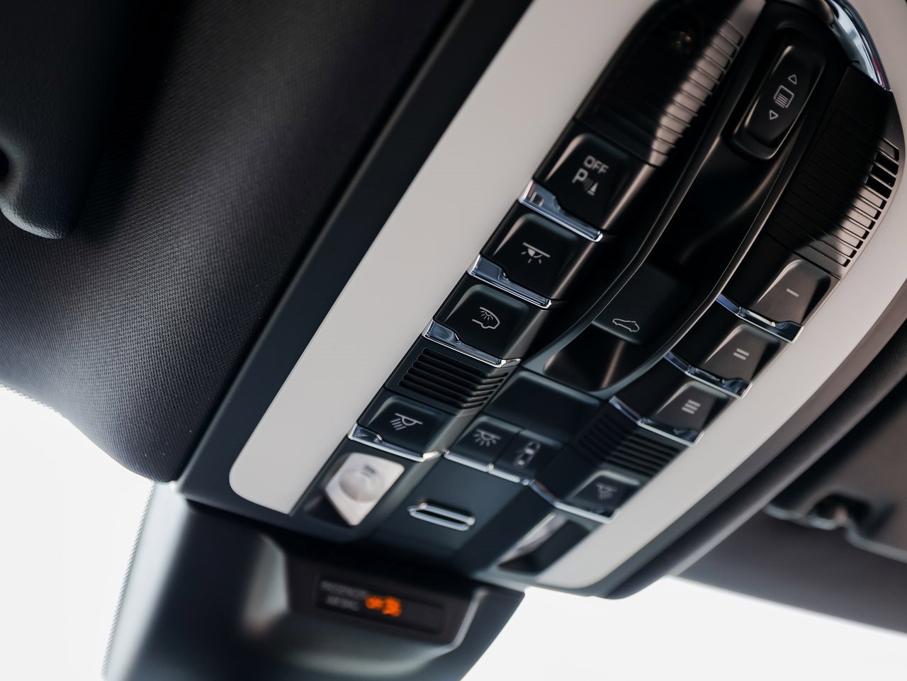 New 2026 Porsche Macan S image 21