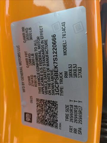 Used 2025 Chevrolet Colorado W/T w/ WT Custom Package image 15