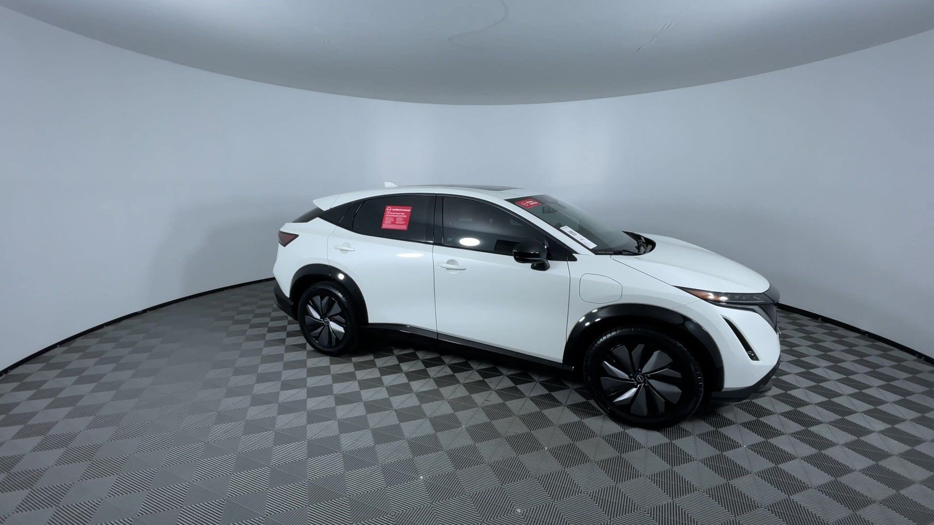 Certified 2024 Nissan Ariya AWD image 2