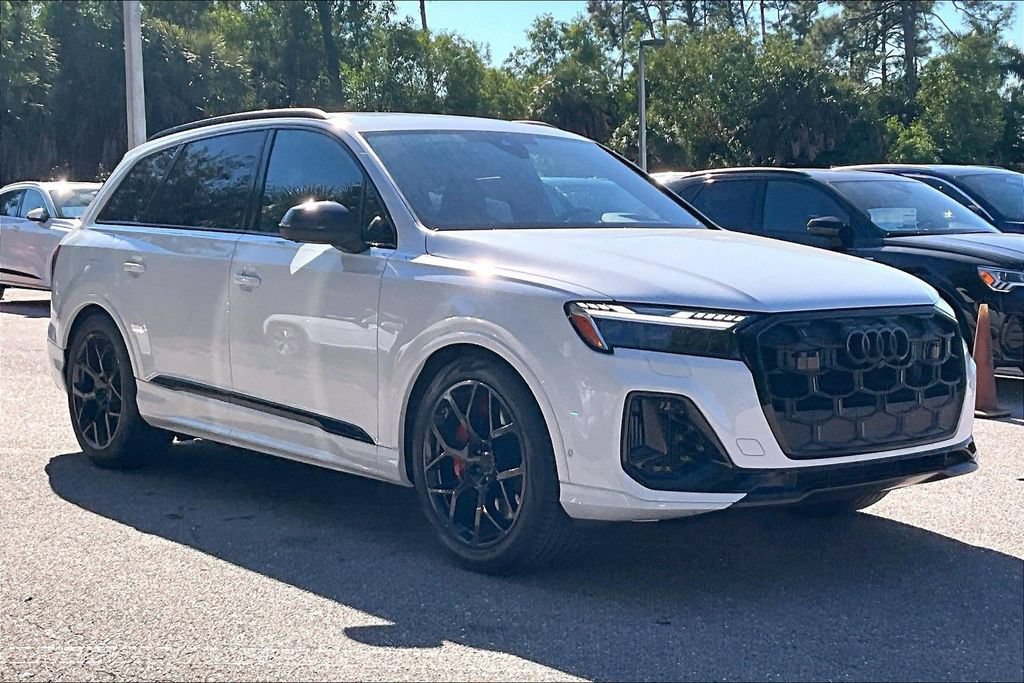 New 2026 Audi SQ7 Prestige AWD/4WD image 2