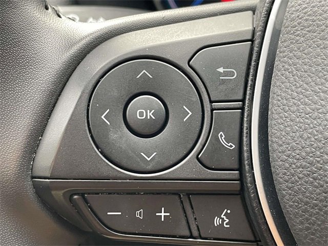 Used 2023 Toyota RAV4 SE image 30