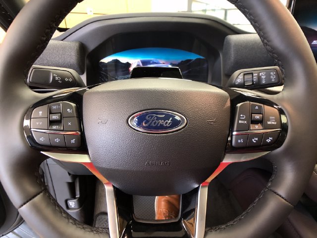 New 2027 Ford Explorer Platinum w/ LUX Leather Package AWD/4WD image 13